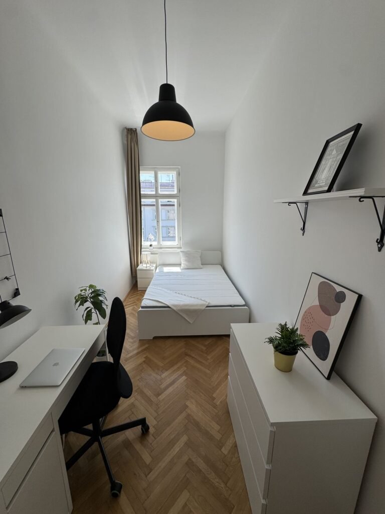 Room 1 (9 m²) — 15th district (Rudolfsheim-Fünfhaus), Vienna | Tulive Housing Apt.13